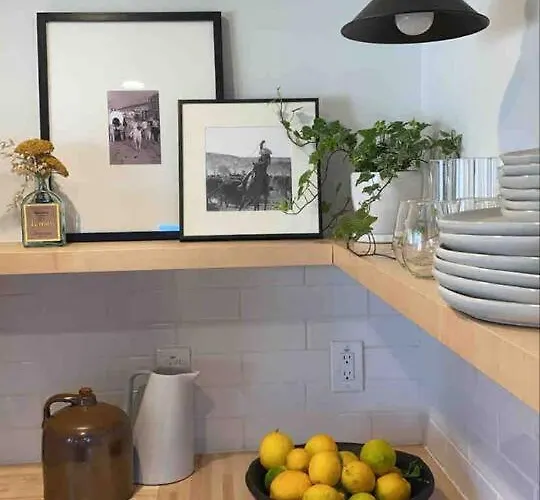 Adorable Tiny House Near Grand Canyon, Fire Pit And Walk To Town * Williams